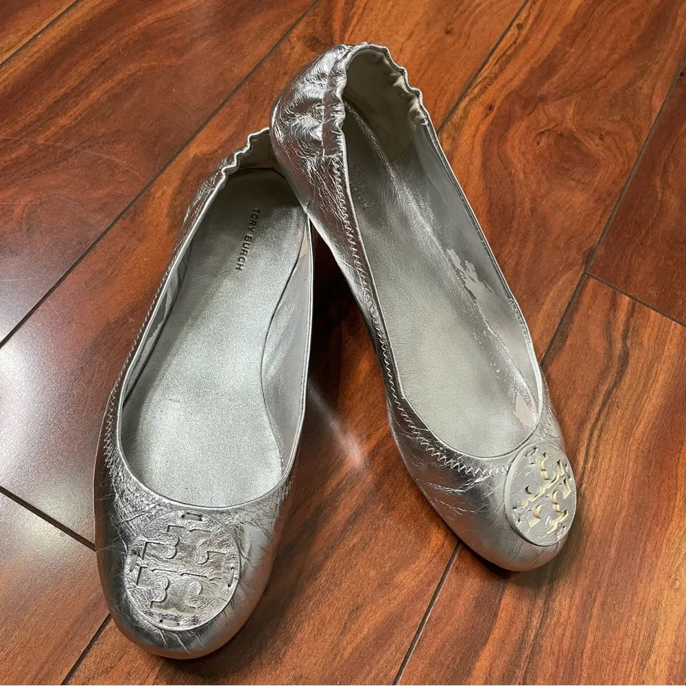 Tory Burch silver metallic